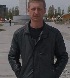 Виталий, 44 лет, Гетеро, Мужчина, Семей,  Казахстан 🇰🇿