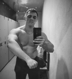 Виталий, 31 лет, Гетеро, Мужчина, Ульяновск,  Россия 🇷🇺