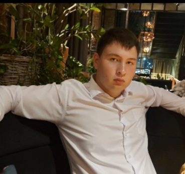 Артемий, 21 лет, Чебоксары,  Россия 🇷🇺