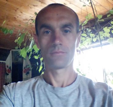 Александр, 44 лет, Лунинец,  Беларусь 🇧🇾