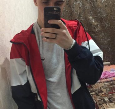 Александр, 21 лет, Красноярск,  Россия 🇷🇺