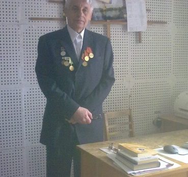 Евгений, 80 лет, Петродворец,  Россия 🇷🇺