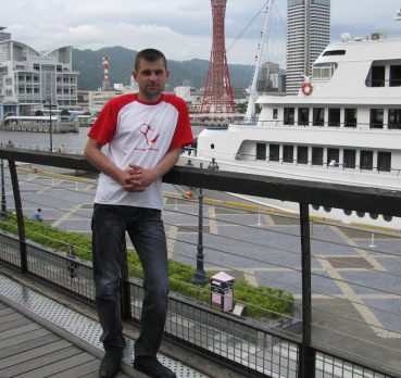 Евгений, 44 лет, Артем,  Россия 🇷🇺