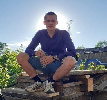 Кирилл, 29 лет, Мирный,  Россия 🇷🇺