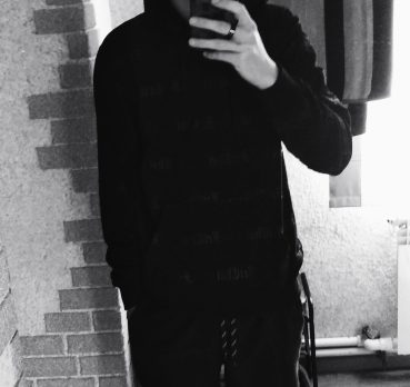 Захар, 20 лет, Тюмень,  Россия 🇷🇺