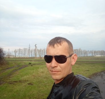 Павел, 35 лет, Белгород,  Россия 🇷🇺