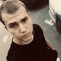 Денис, 21 летСолигорск,  Беларусь 🇧🇾