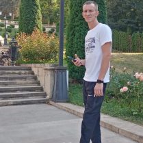 Анатолий, 43 лет, ГетероМинеральные Воды, Россия 🇷🇺