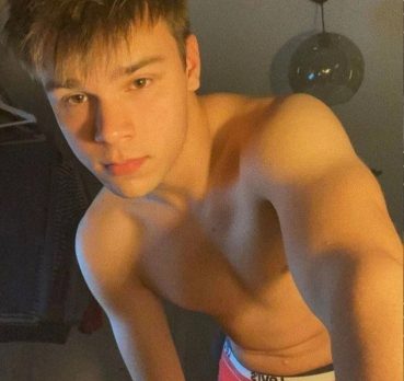 Александр, 21 лет, Ставрополь,  Россия 🇷🇺