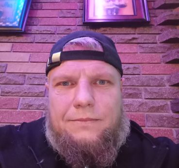 Виктор, 46 лет, Дебальцево,  Украина 🇺🇦