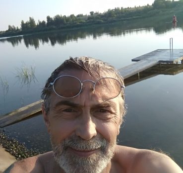 Андрей, 67 лет, Санкт-Петербург,  Россия 🇷🇺