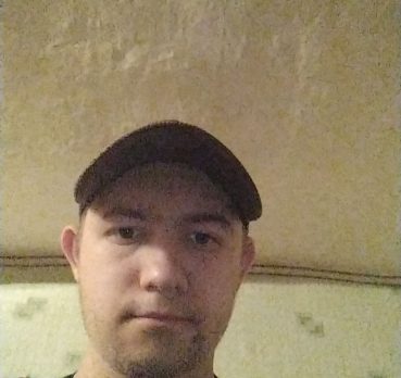 Владимир, 25 лет, Луганск, Украина 🇺🇦