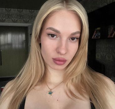 Арина, 23 лет, Москва,  Россия 🇷🇺