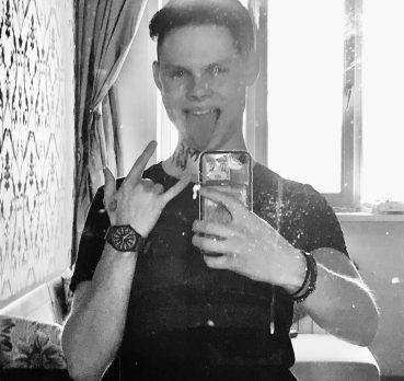 Артём, 21 лет, Дзержинск,  Беларусь 🇧🇾