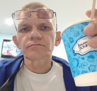 Александр, 45 лет, Саратов,  Россия 🇷🇺