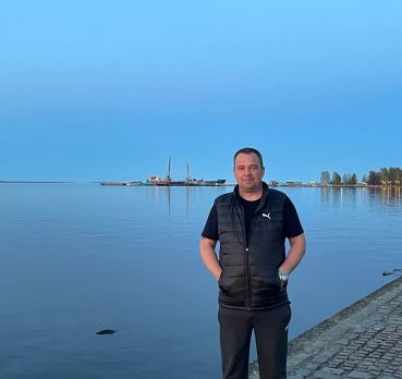 Евгений, 41 лет, Боровичи,  Россия 🇷🇺