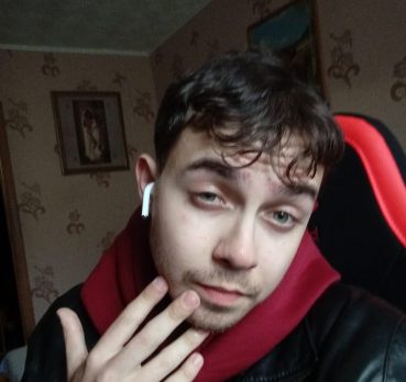 Александр, 20 лет, Комсомольск-на-Амуре,  Россия 🇷🇺