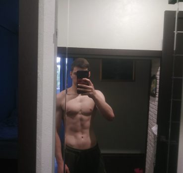 Иван, 19 лет, Москва,  Россия 🇷🇺