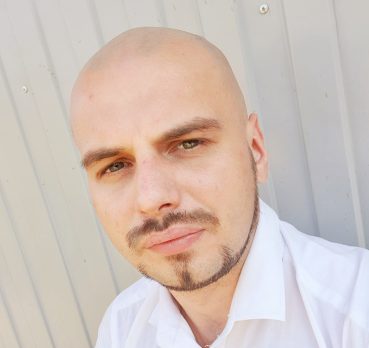 Олег, 35 лет, Няндома,  Россия 🇷🇺