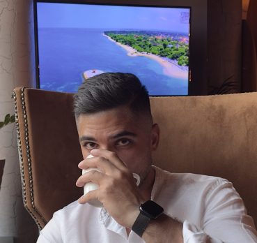 Серкан, 33 лет, Санкт-Петербург,  Россия 🇷🇺