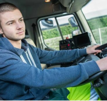 Михаил, 35 лет, Псков,  Россия 🇷🇺