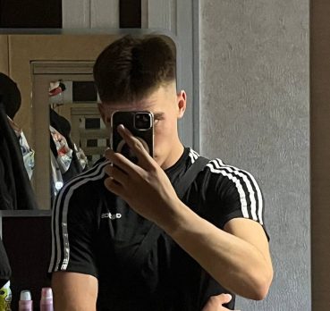 Артем, 23 лет, Зима,  Россия 🇷🇺