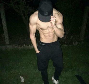 Кирилл, 24 лет, Ростов-на-Дону,  Россия 🇷🇺