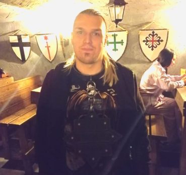 Олег, 41 лет, Шушары,  Россия 🇷🇺