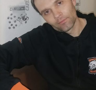 Дмитрий, 44 лет, Белгород,  Россия 🇷🇺