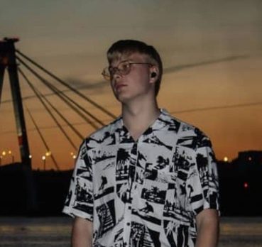 Владимир, 25 лет, Кострома,  Россия 🇷🇺