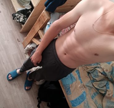 Алекс, 24 лет, Иркутск,  Россия 🇷🇺