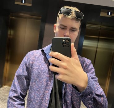 Андрей, 20 лет, Отрадный,  Россия 🇷🇺