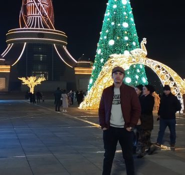 ДАДОЧОН, 30 лет, Худжанд,  Таджикистан 🇹🇯