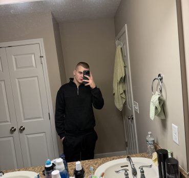 Ruslan, 22 лет, Великий Новгород,  Россия 🇷🇺