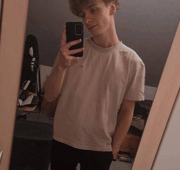 Антон, 21 лет, Внуково,  Россия 🇷🇺