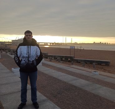 Александр, 33 лет, Энгельс,  Россия 🇷🇺