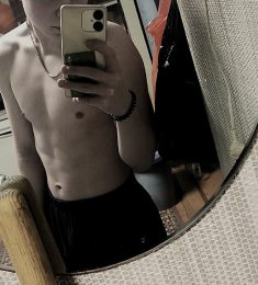 Павел, 22 лет, Гетеро, Мужчина, Иркутск,  Россия 🇷🇺