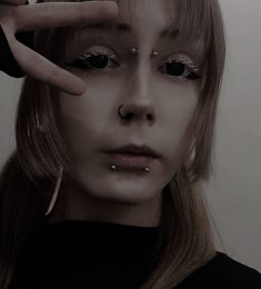 Кира, 18 лет, Бисексуал(ка), Женщина, Владимир,  Россия 🇷🇺