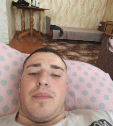 Ваня, 22 лет, Гетеро, Мужчина, Гатчина,  Россия 🇷🇺