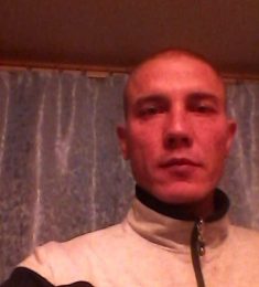 Владимир, 45 лет, Бисексуал(ка), Мужчина, Екатеринбург,  Россия 🇷🇺