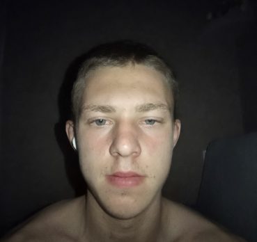 Григорий, 18 лет, Большой Камень,  Россия 🇷🇺