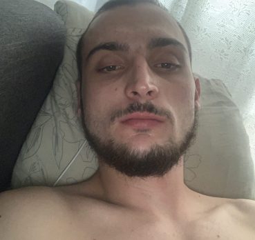 Дима, 24 лет, Таганрог,  Россия 🇷🇺