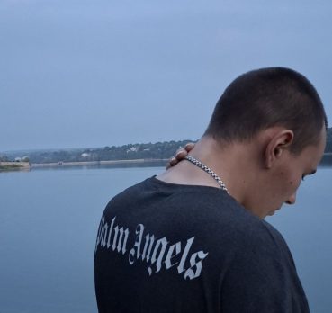 Кирилл, 20 лет, Донецк,  Россия 🇷🇺