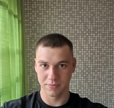 Юрий, 22 лет, Солигорск,  Беларусь 🇧🇾