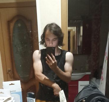 Геннадий, 18 лет, Воронеж,  Россия 🇷🇺
