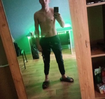 Дима, 23 лет, Ростов-на-Дону,  Россия 🇷🇺