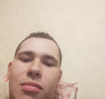 Денис, 21 лет, Аннино,  Россия 🇷🇺