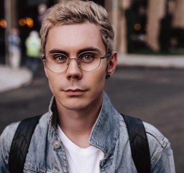 Иван, 18 лет, Псков,  Россия 🇷🇺