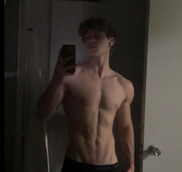 Леша, 19 лет, Раменки,  Россия 🇷🇺