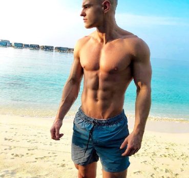 Александр, 25 лет, Сургут,  Россия 🇷🇺